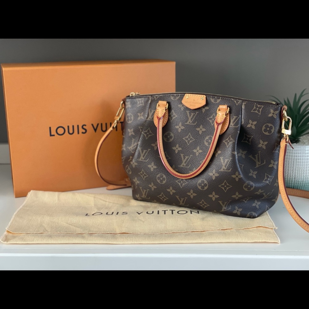 Very good condition Louis Vuitton Turenne PM